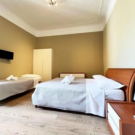 Appartement La Casa Di Piero In Via Ottaviano à Rome Extérieur photo